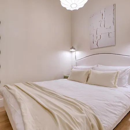 Apartment Luxury Traditional 3 Bedroom With Balcony And Sea View Ldem1-6 Valletta