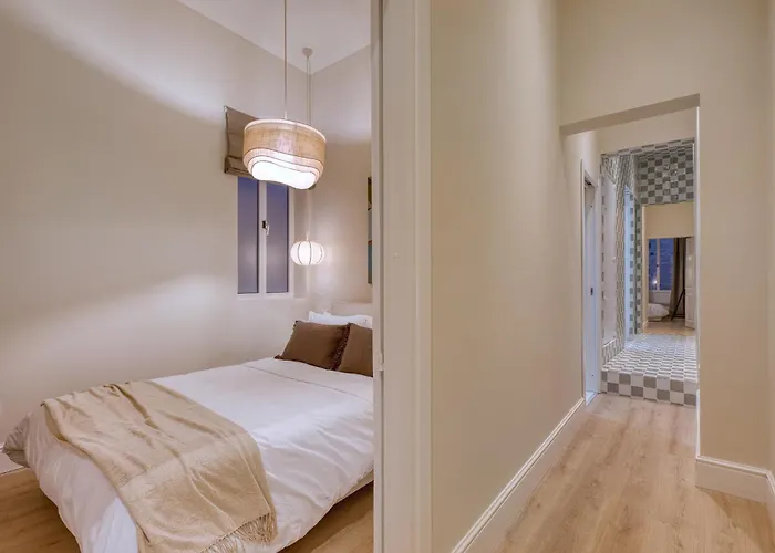 Luxury Traditional 3 Bedroom With Balcony And Sea View Ldem1-6 Valletta